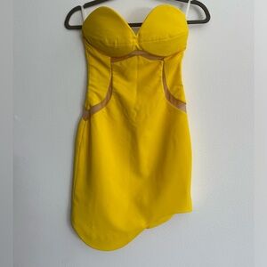 Three floor Aspen yellow mini dress. Size 00